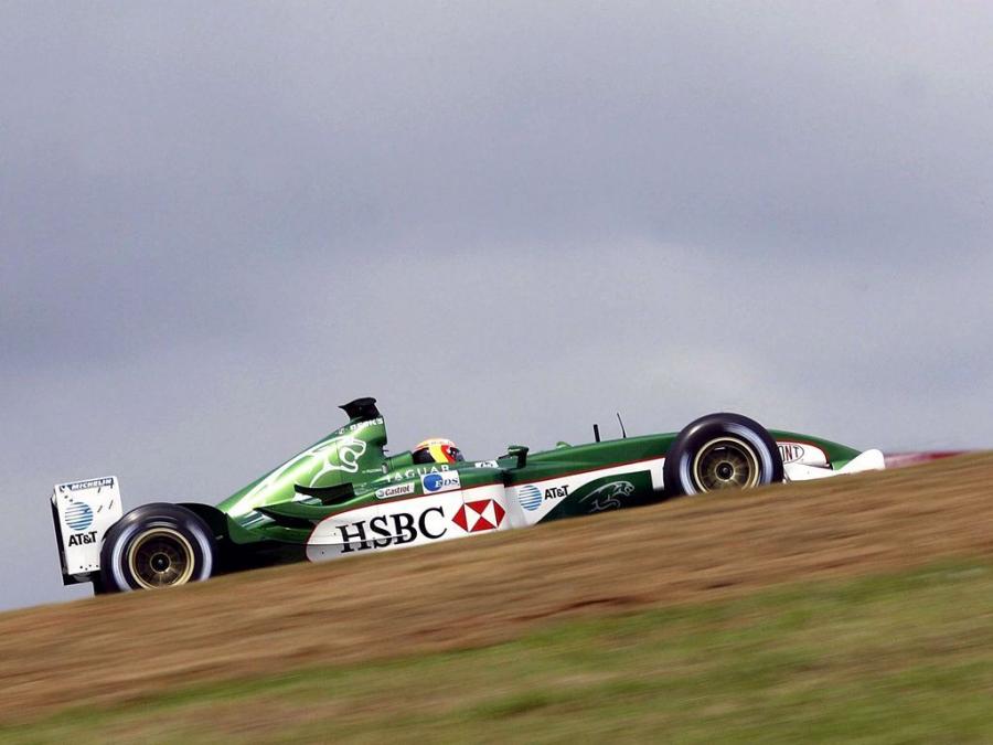  Jaguar R4 2003 года  (фото 4 из 4)